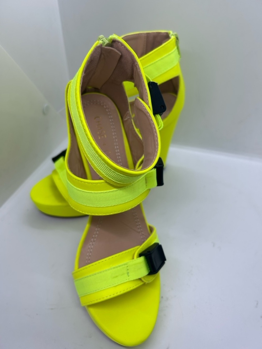 Chase + Chloe Neon yellow
platform straps shoes Size 6.5 - Picture 10 of 13